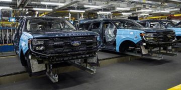 Ford Forced To Idle SUV Production To Protect F-150 Profits
