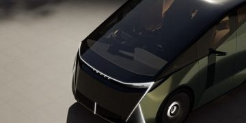 Lexus LS Becomes Minivan And Crossover Concept