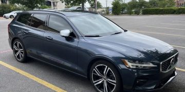 Used Car Of The Day: 2020 Volvo V60 T5 R-Design